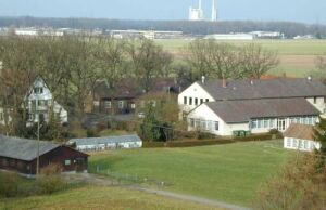 Gebaeude_2.jpg (35645 Byte)